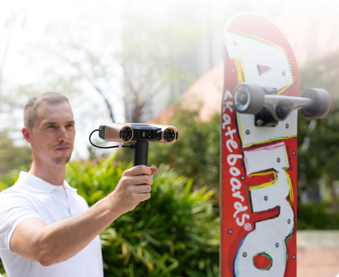 Revopoint MetroY Ultra für Outdoor-Laserscans bei hellem Umgebungslicht