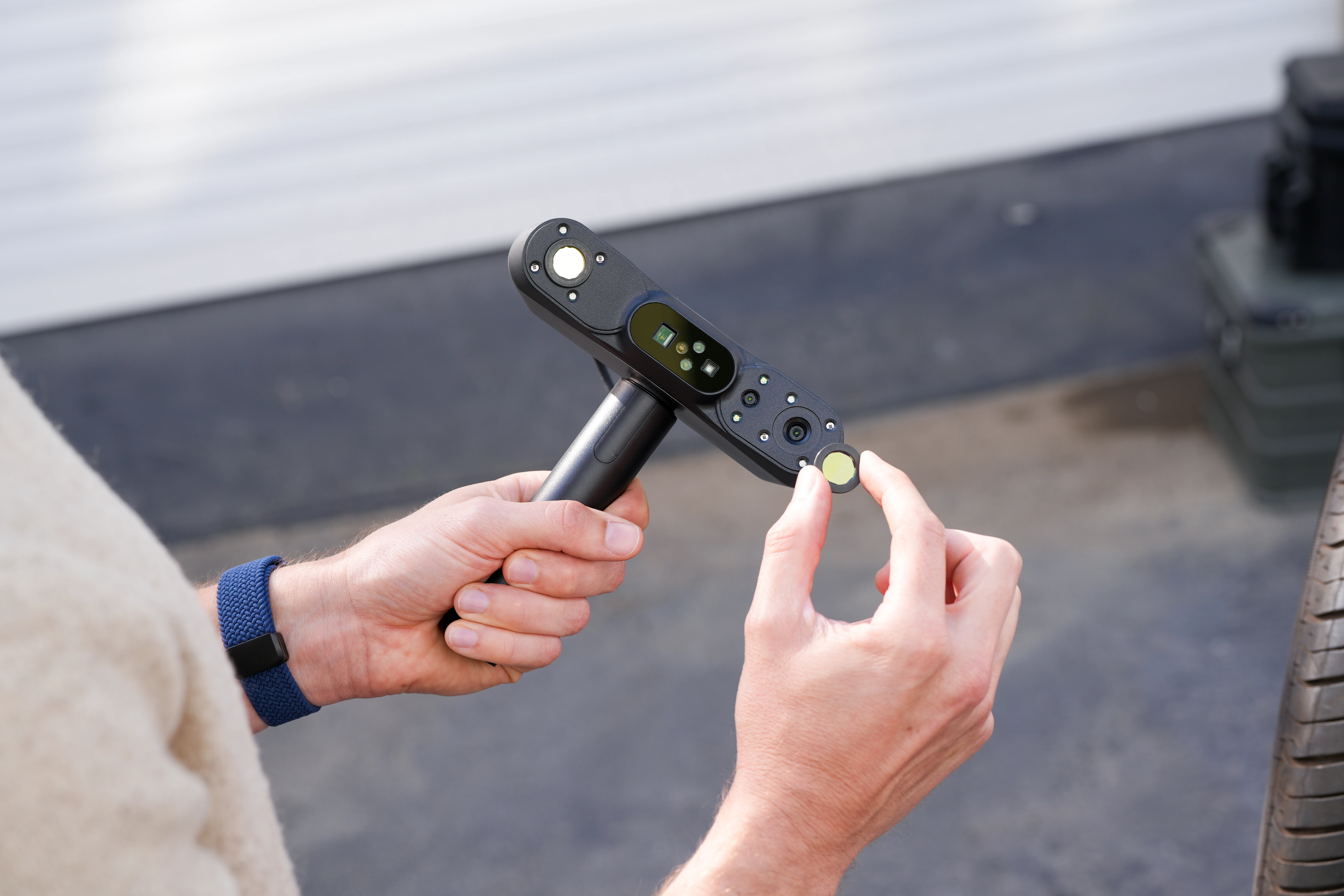 VCSEL-Rapid-Scan mit dem Revopoint POP 4 für größere Werkstücke und Outdoor-Scanning bei starkem Umgebungslicht