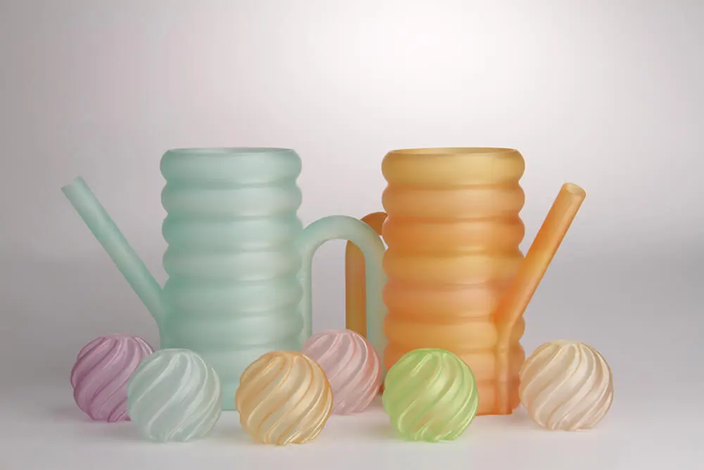 3D-gedrucktes Modell aus eSun PLA-Clear Rainbow Filament mit transparentem Rainbow-Effekt