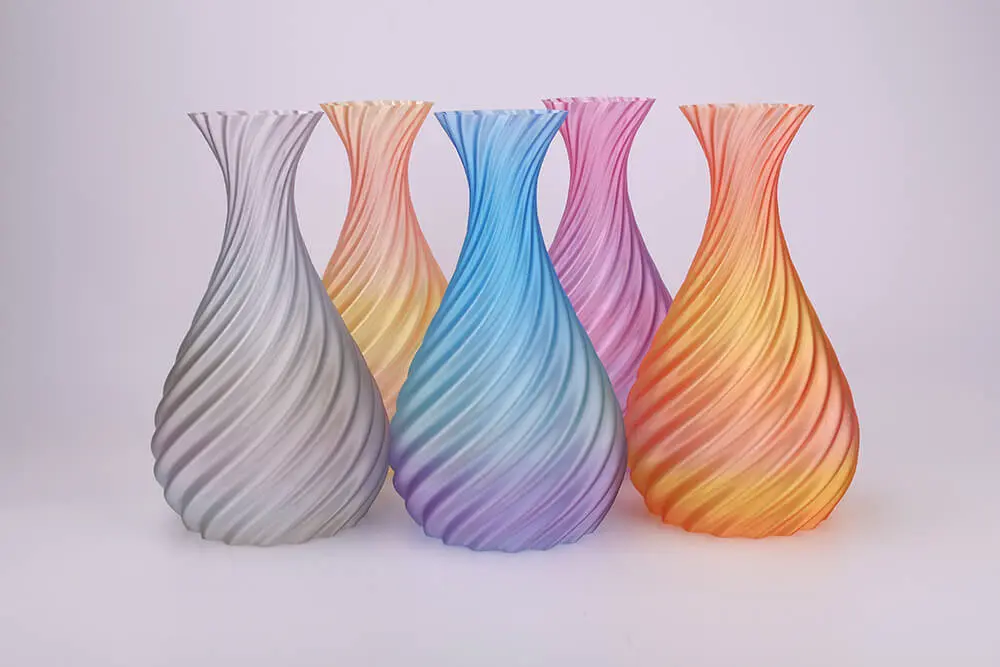 Dekorativer 3D-Druck mit eSun PLA-Clear Rainbow Filament und farbigem Verlauf